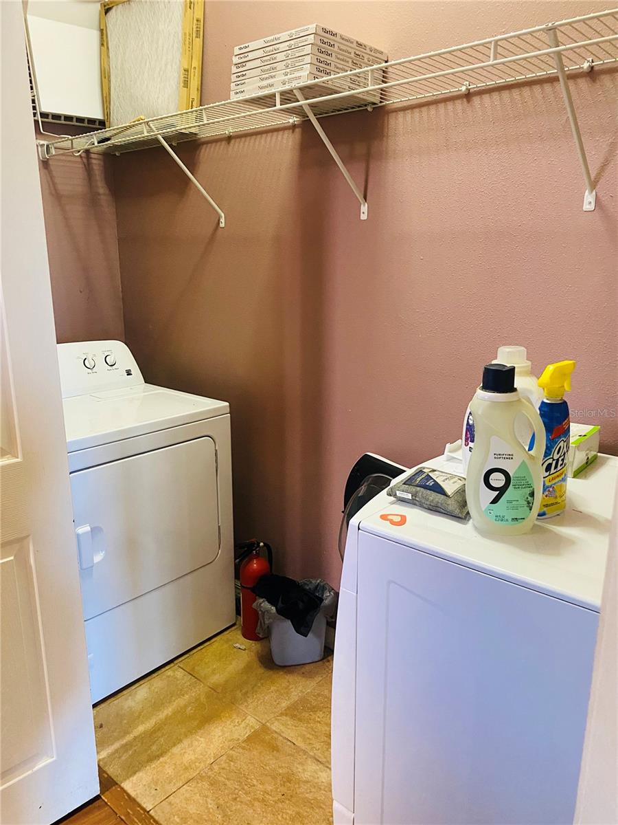 Image 7 of 27 For 208 Shepard Avenue