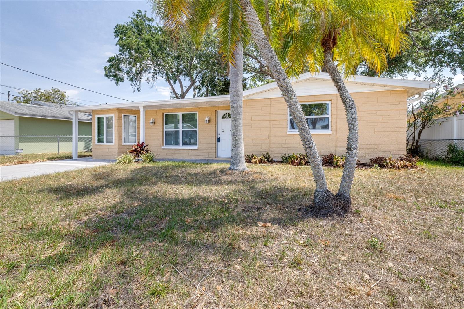 Image 2 of 44 For 13926 Helen Avenue