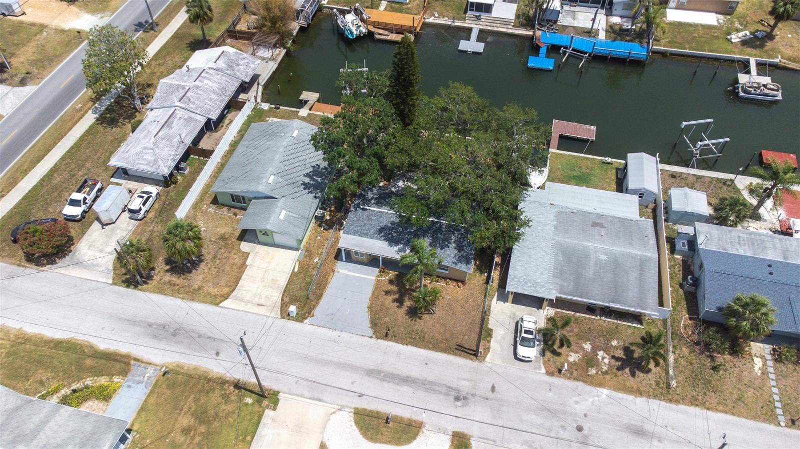 Image 30 of 44 For 13926 Helen Avenue