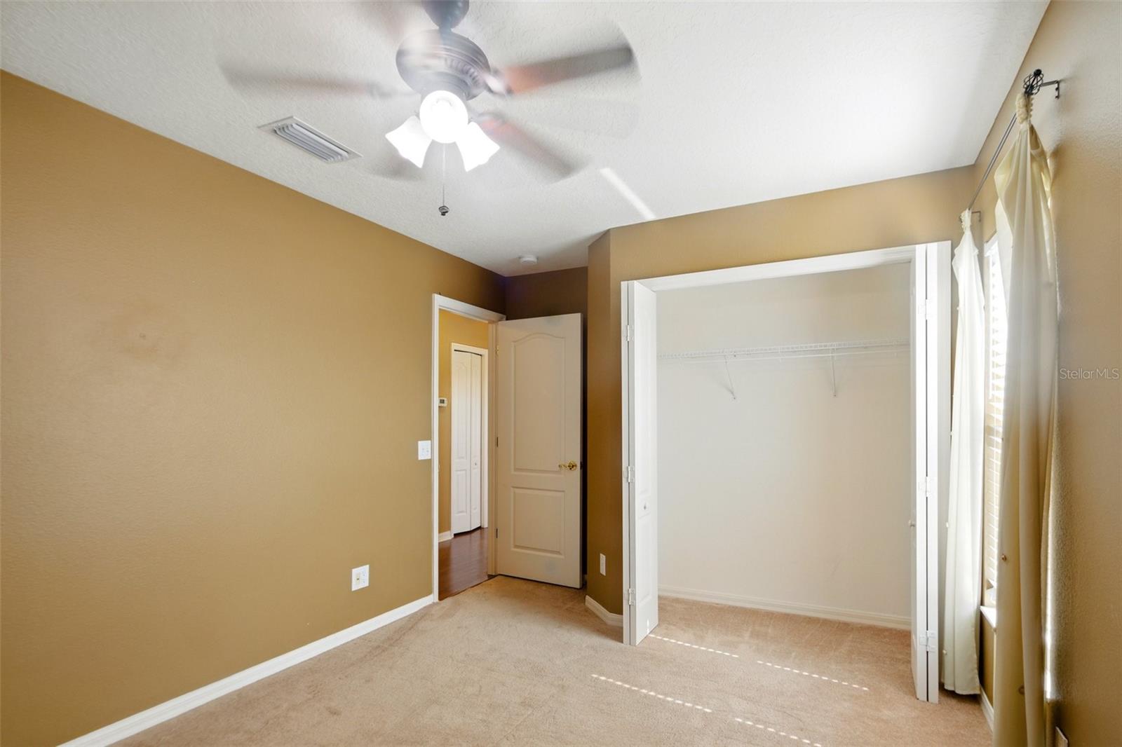 Image 21 of 25 For 7310 Brightwater Oaks Drive
