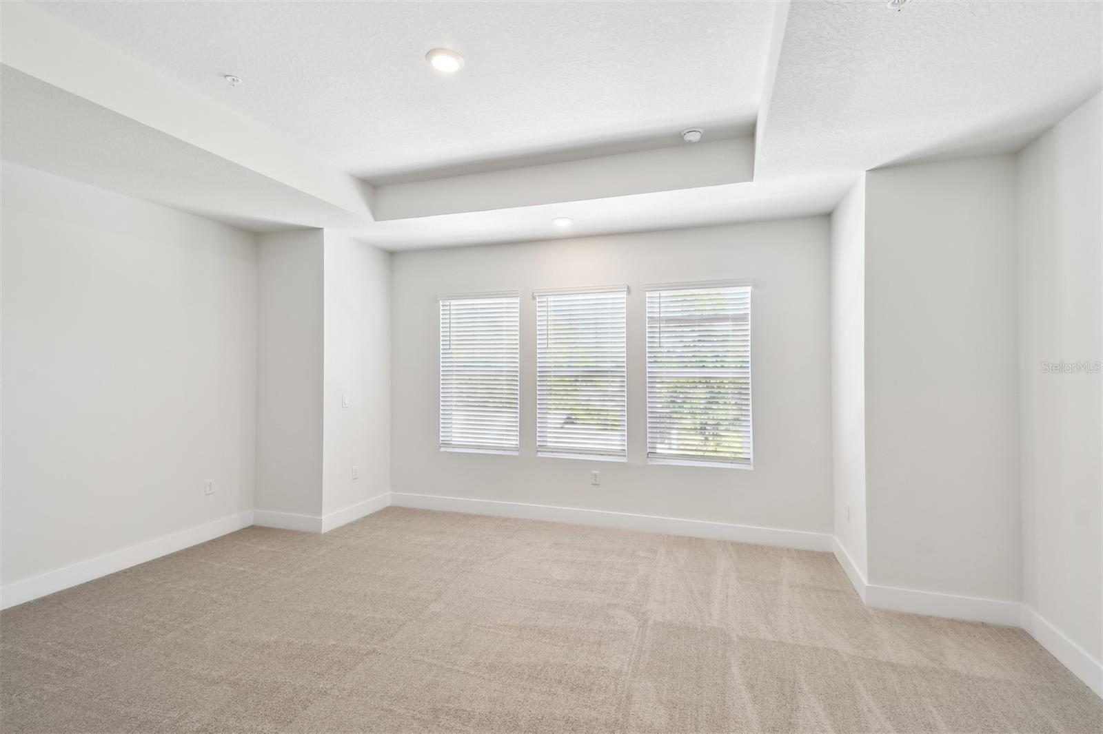 Image 20 of 37 For 2123 1st Avenue N