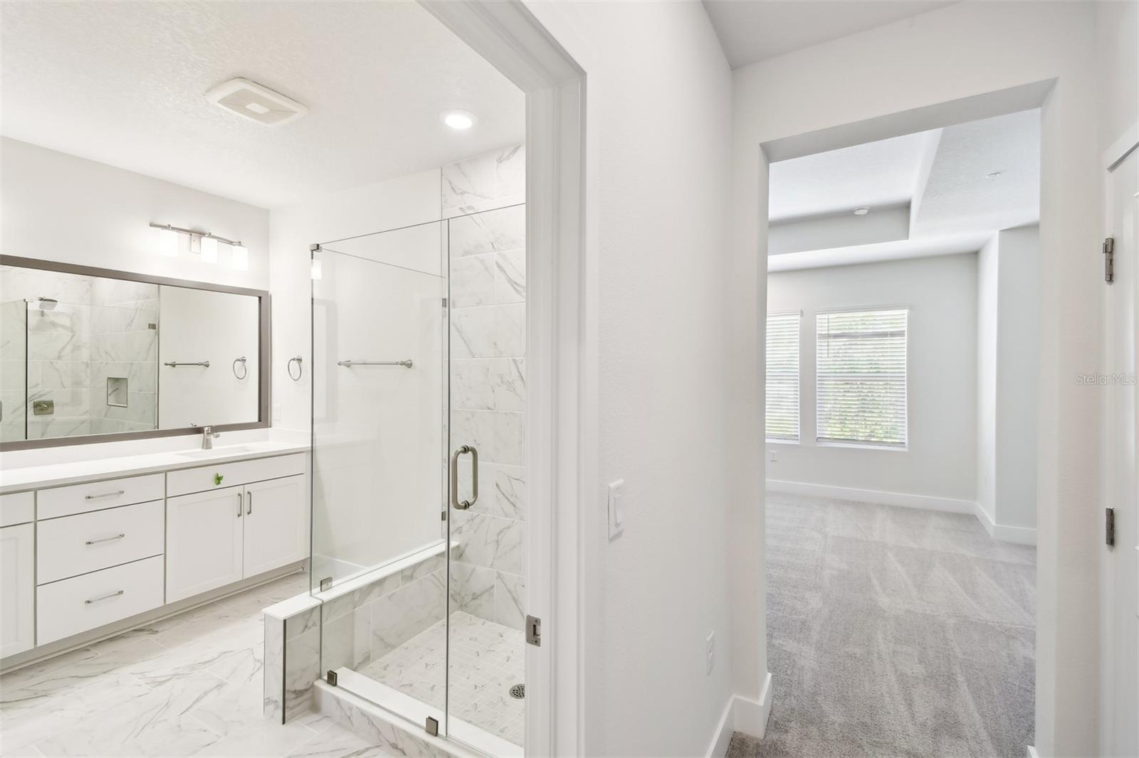 Image 24 of 37 For 2123 1st Avenue N