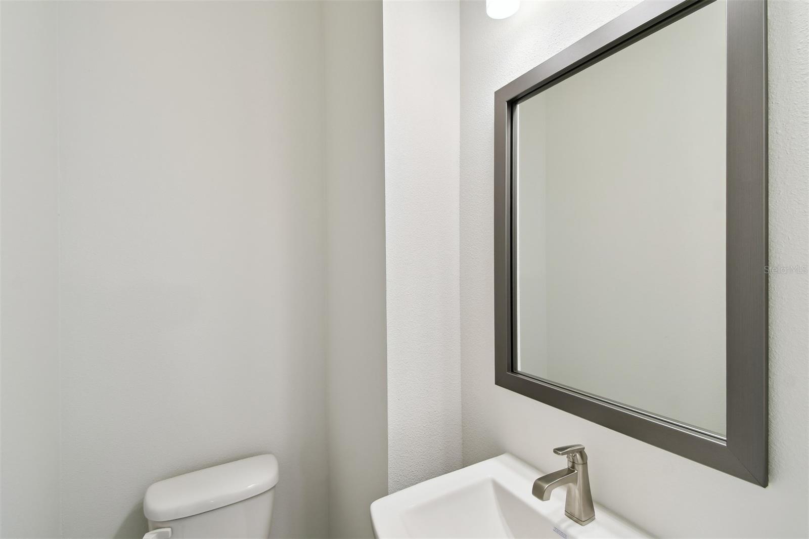 Image 34 of 37 For 2123 1st Avenue N