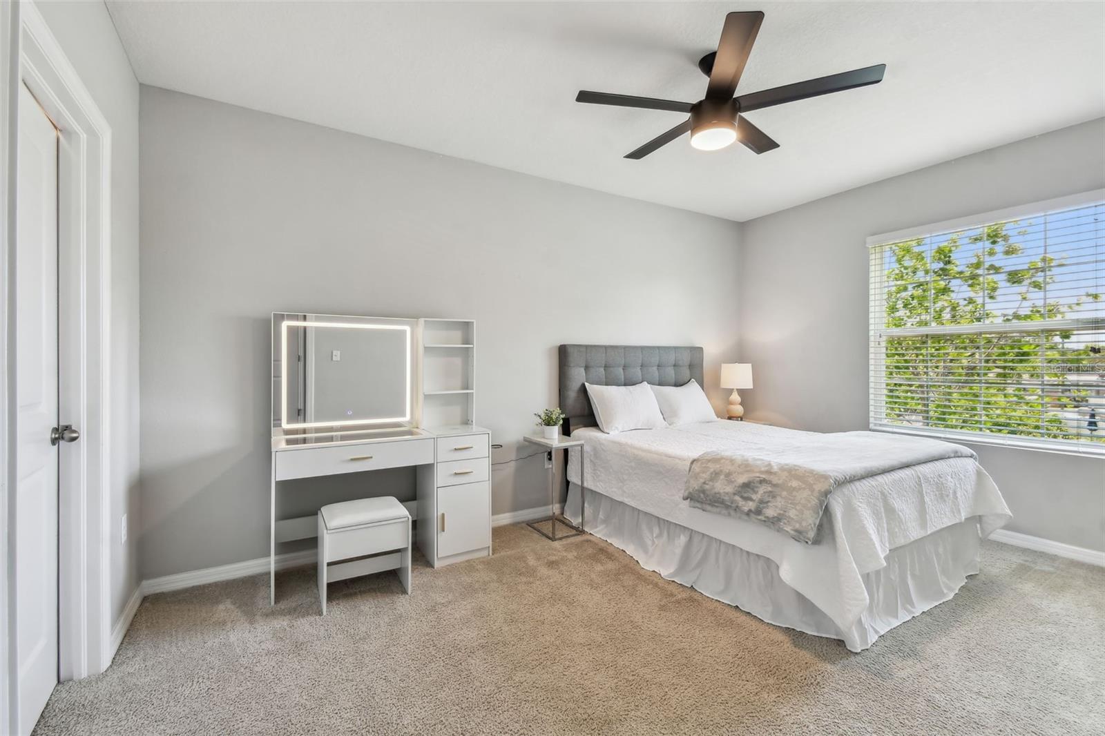 Image 23 of 36 For 5276 6th Way N