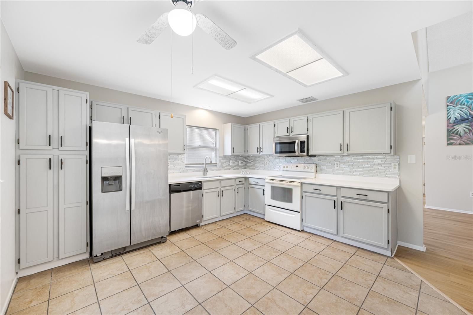 Image 26 of 80 For 709 47th Street E