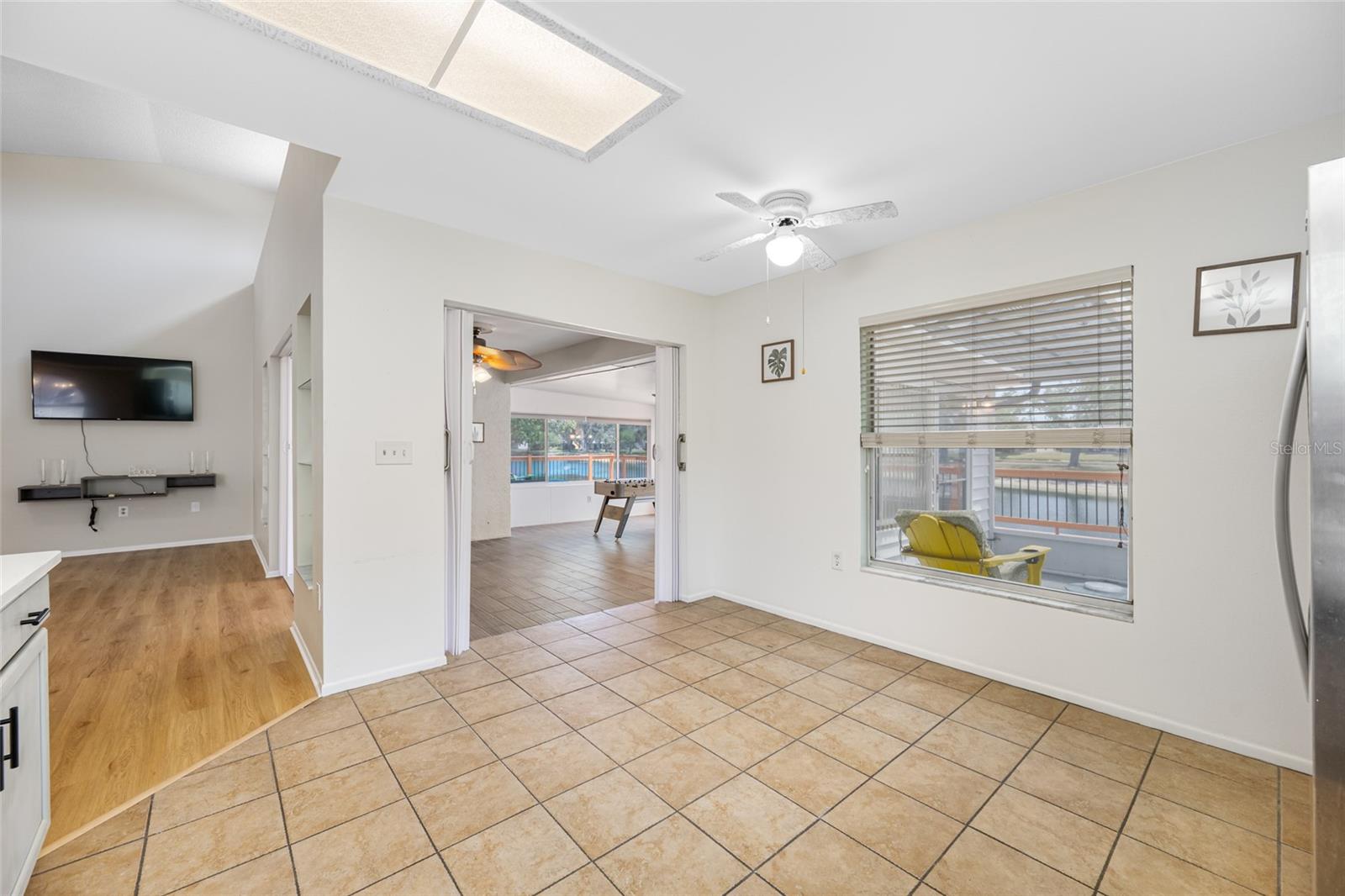 Image 28 of 80 For 709 47th Street E