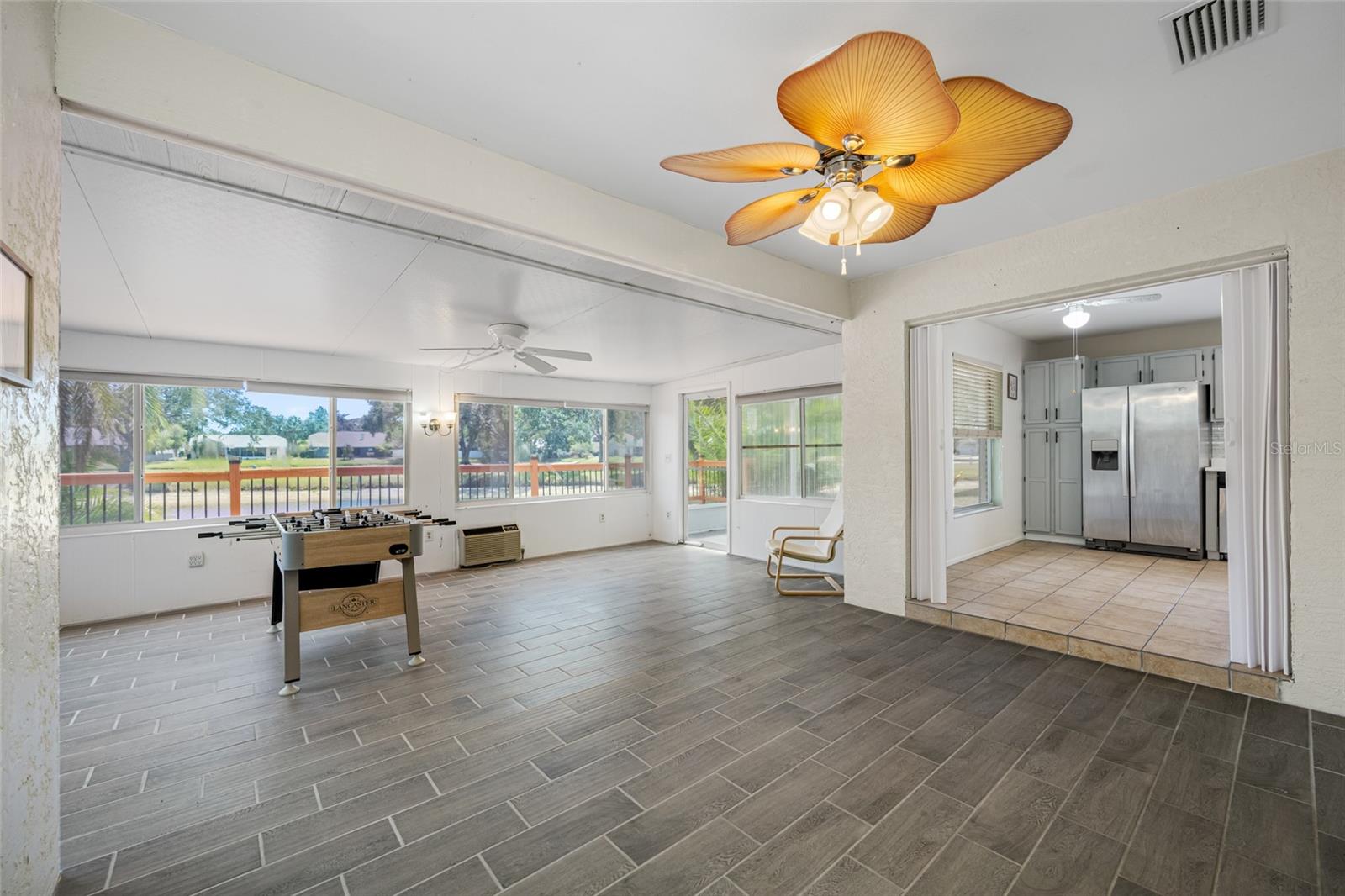 Image 31 of 80 For 709 47th Street E