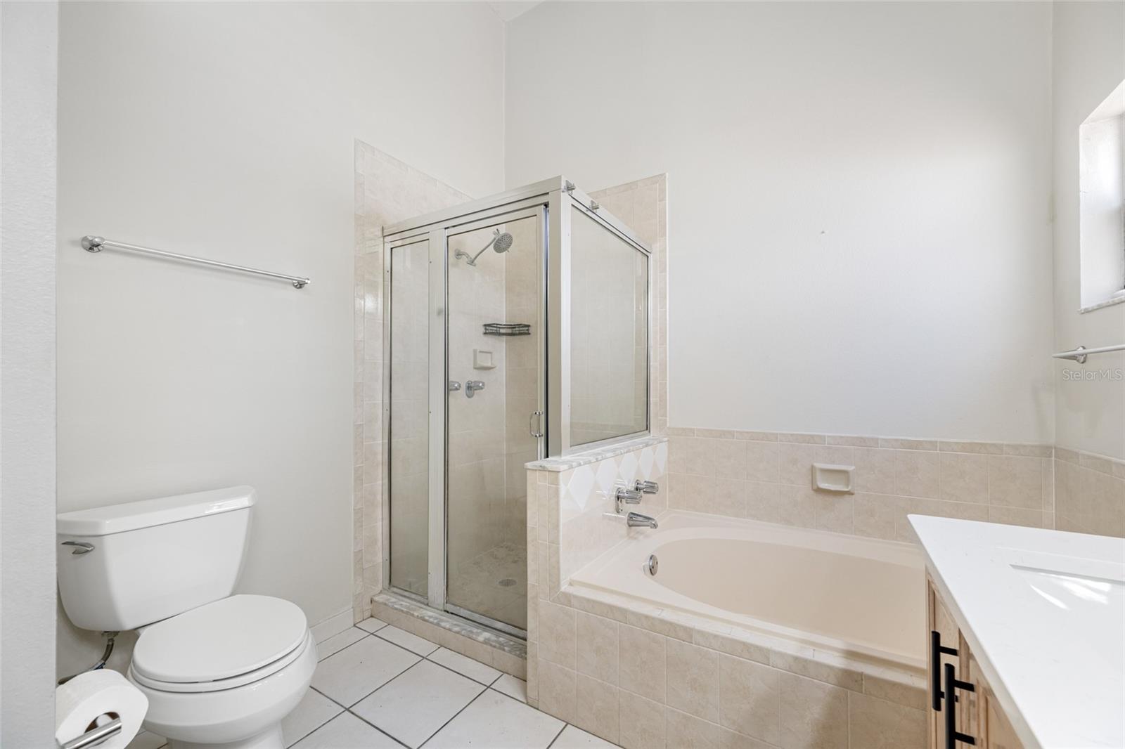 Image 43 of 80 For 709 47th Street E