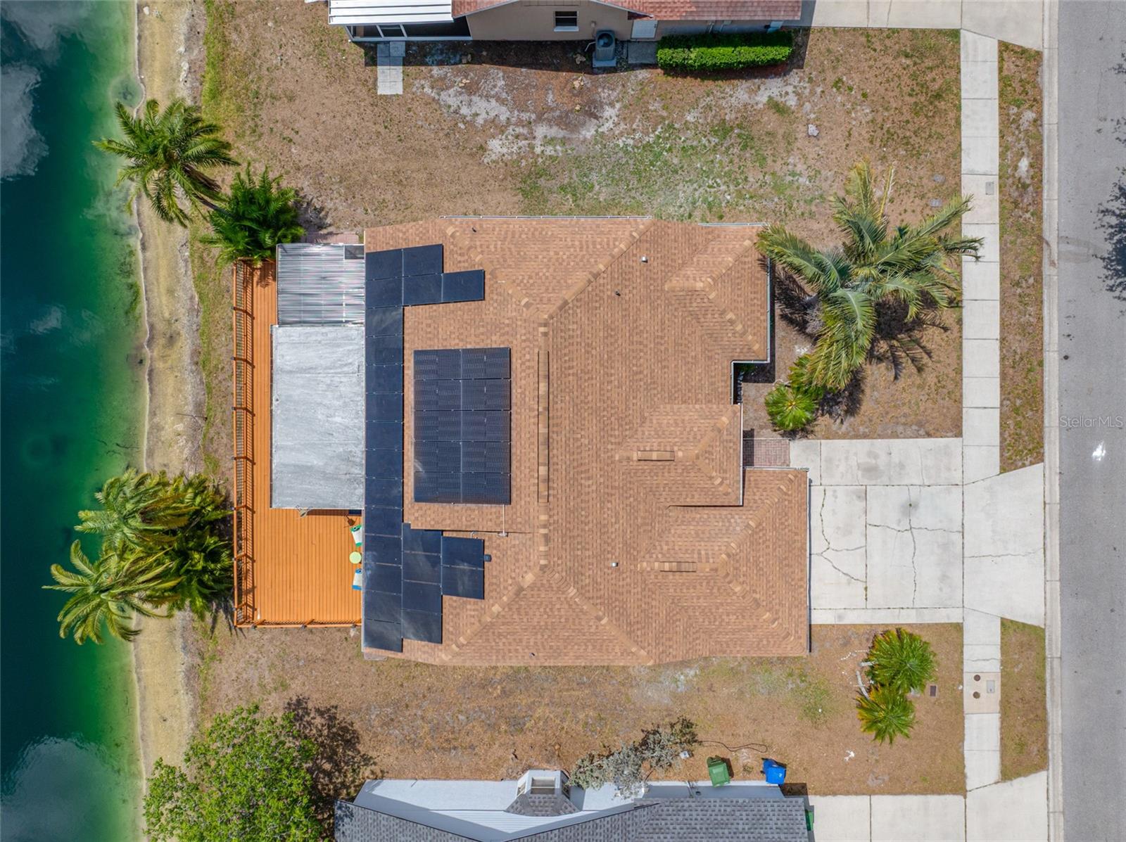 Image 64 of 80 For 709 47th Street E