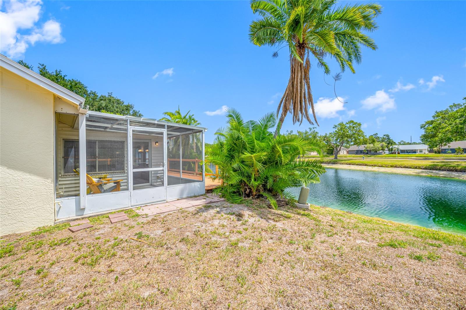 Image 73 of 80 For 709 47th Street E