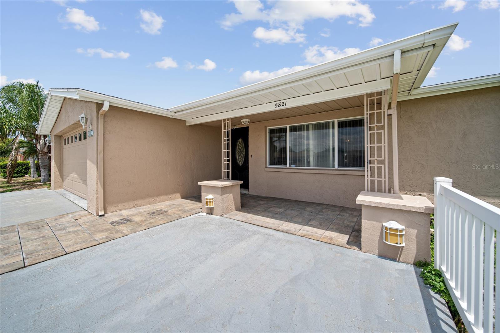 Image 4 of 39 For 5821 Thrush Drive