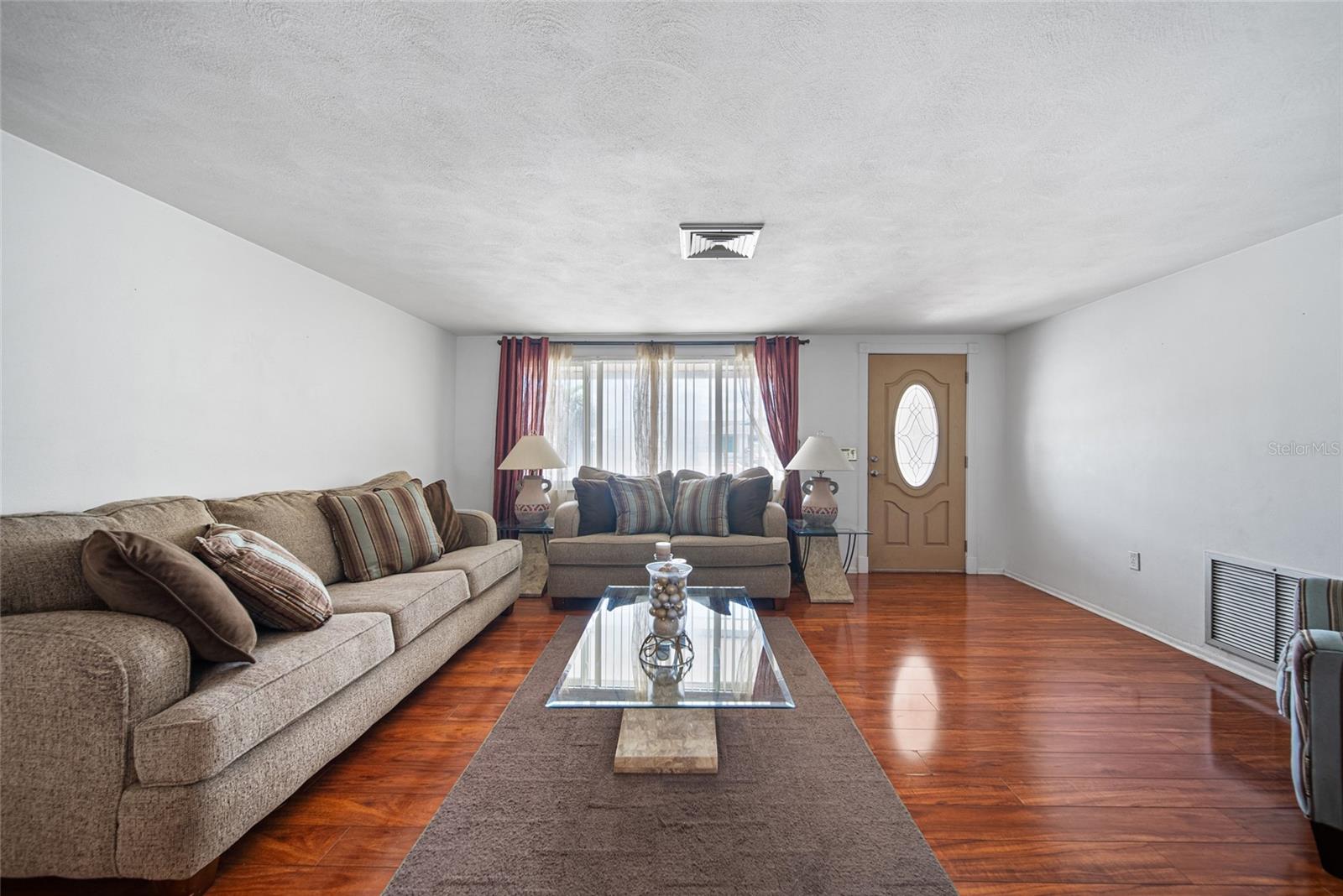 Image 6 of 39 For 5821 Thrush Drive