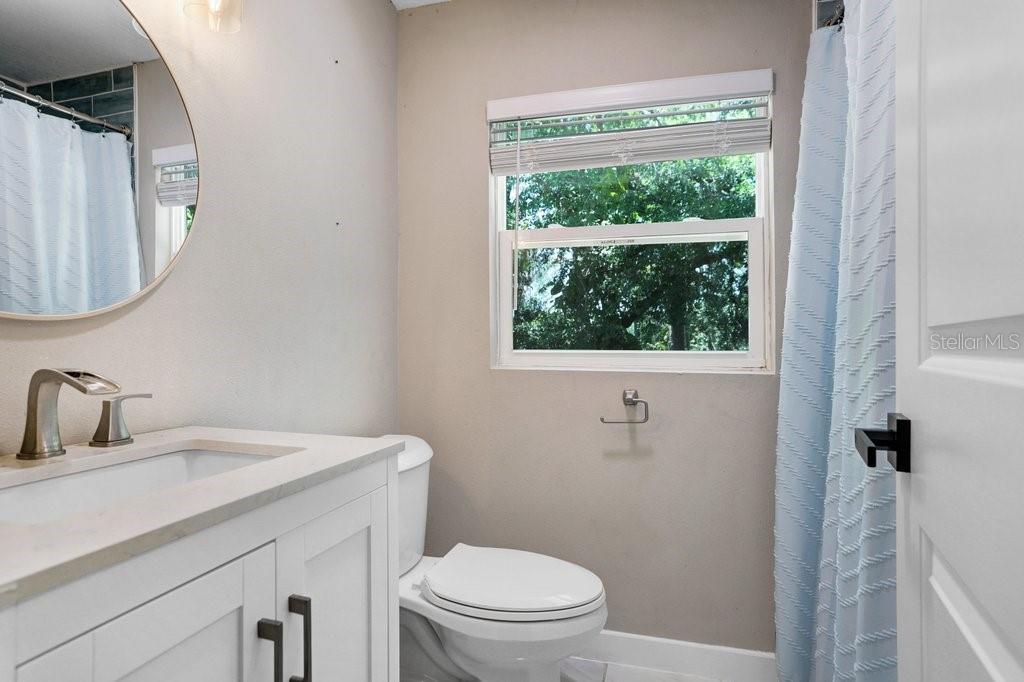 Image 14 of 17 For 7208 Ola Avenue