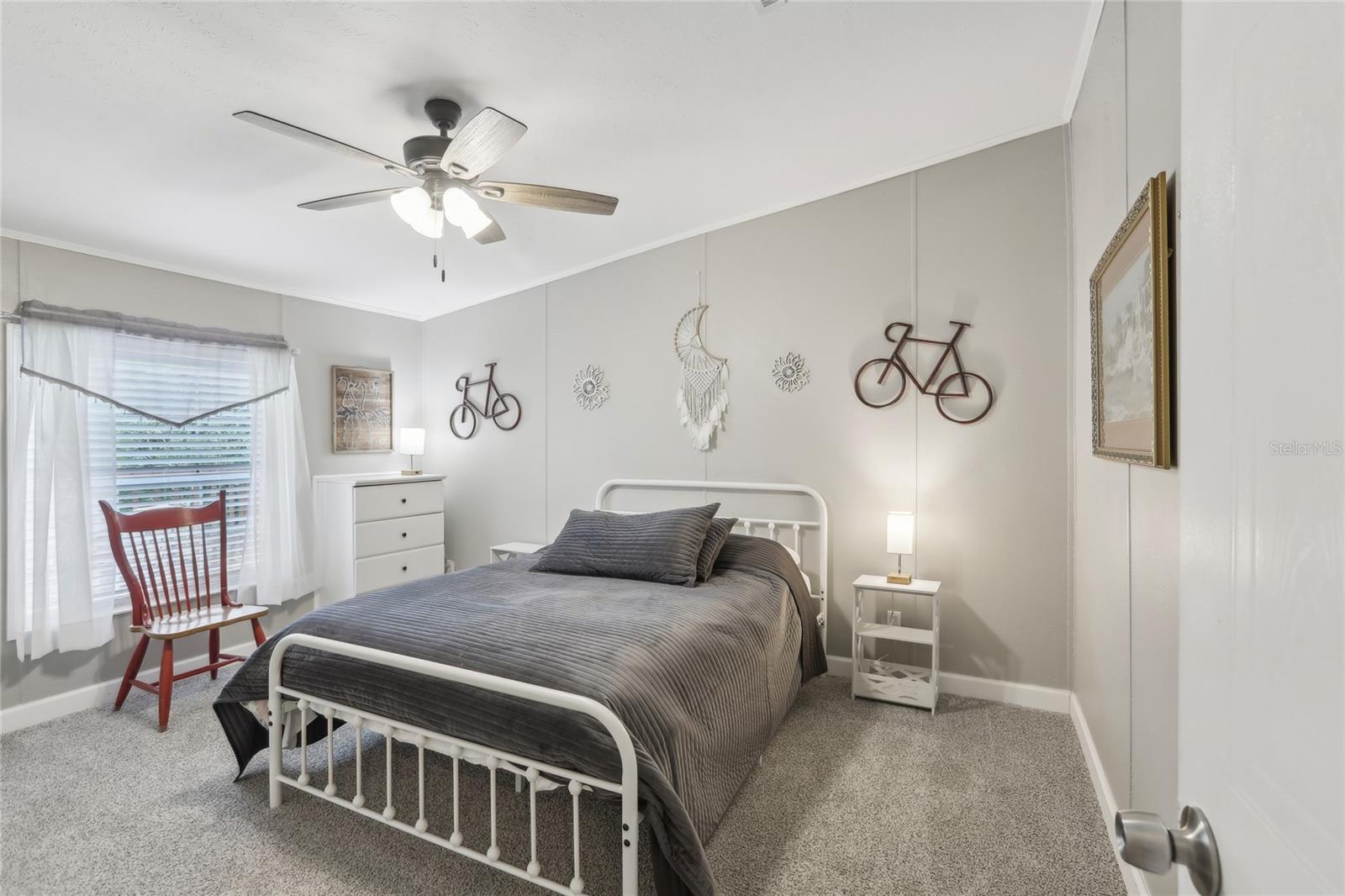 Image 29 of 63 For 22271 Chenoak Road