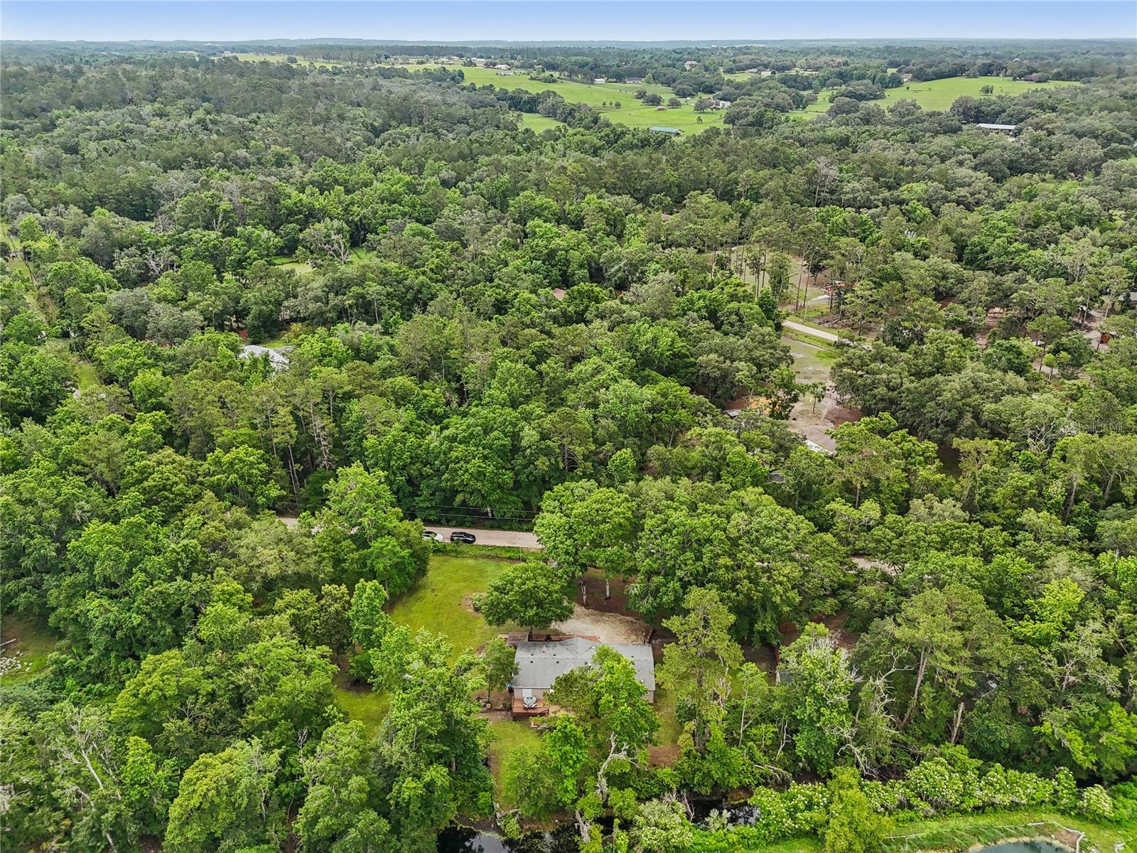 Image 38 of 63 For 22271 Chenoak Road
