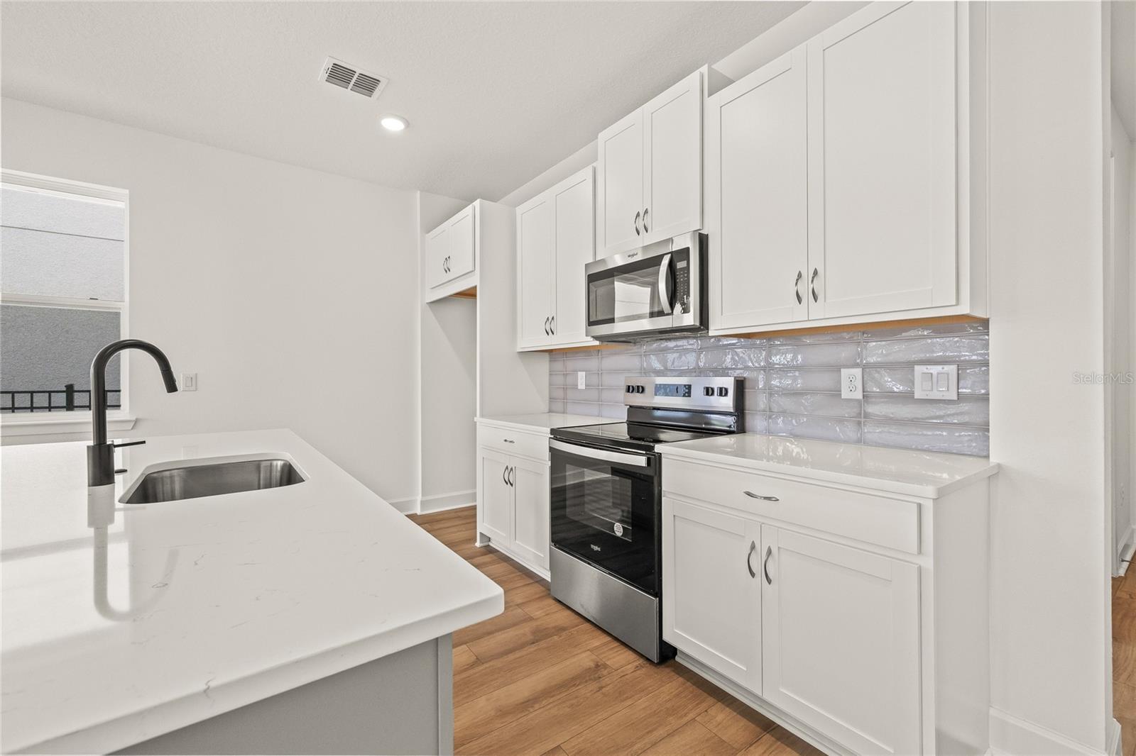 Image 14 of 34 For 2019 Wild Heron Court