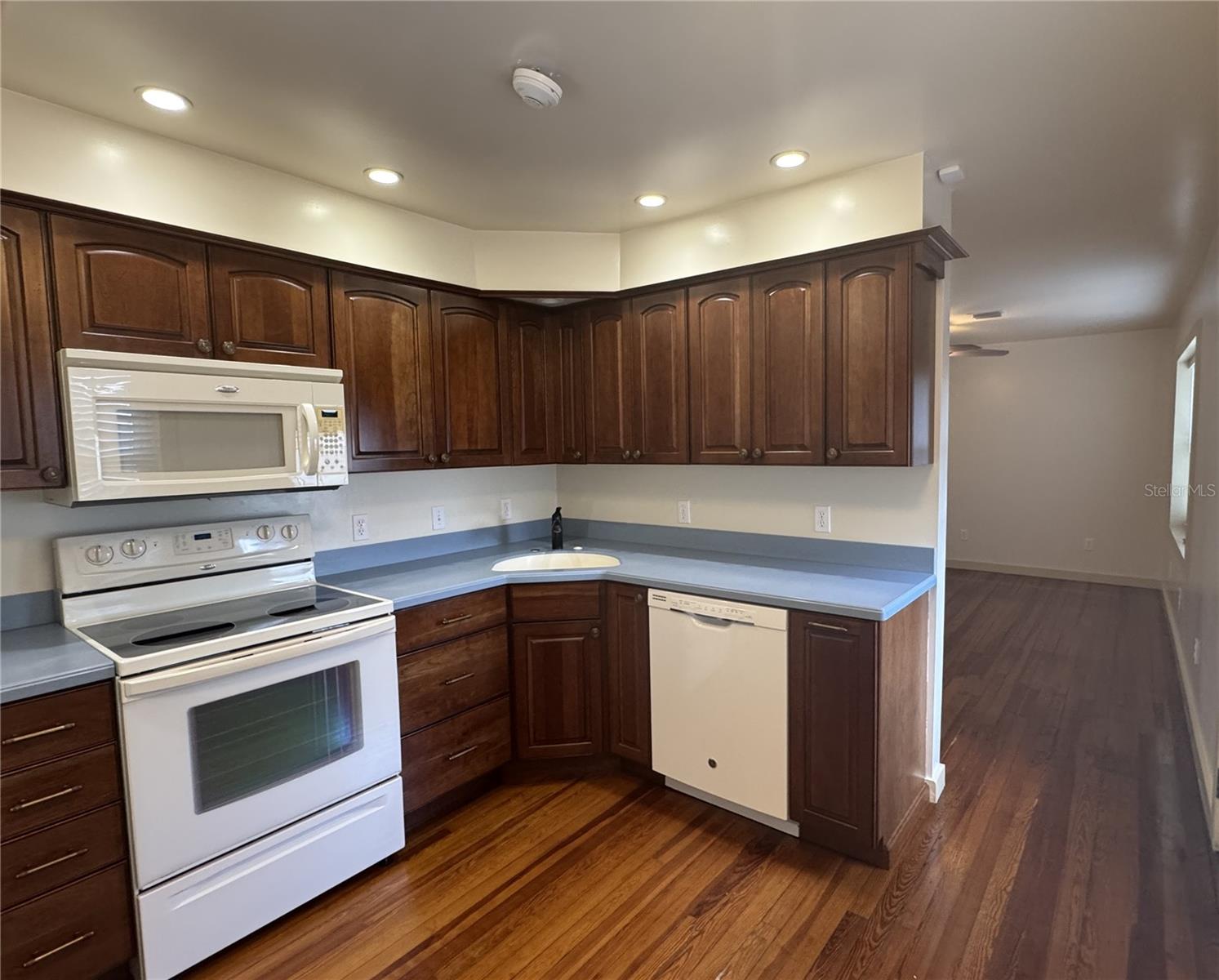 Image 13 of 24 For 2219 22nd Street S