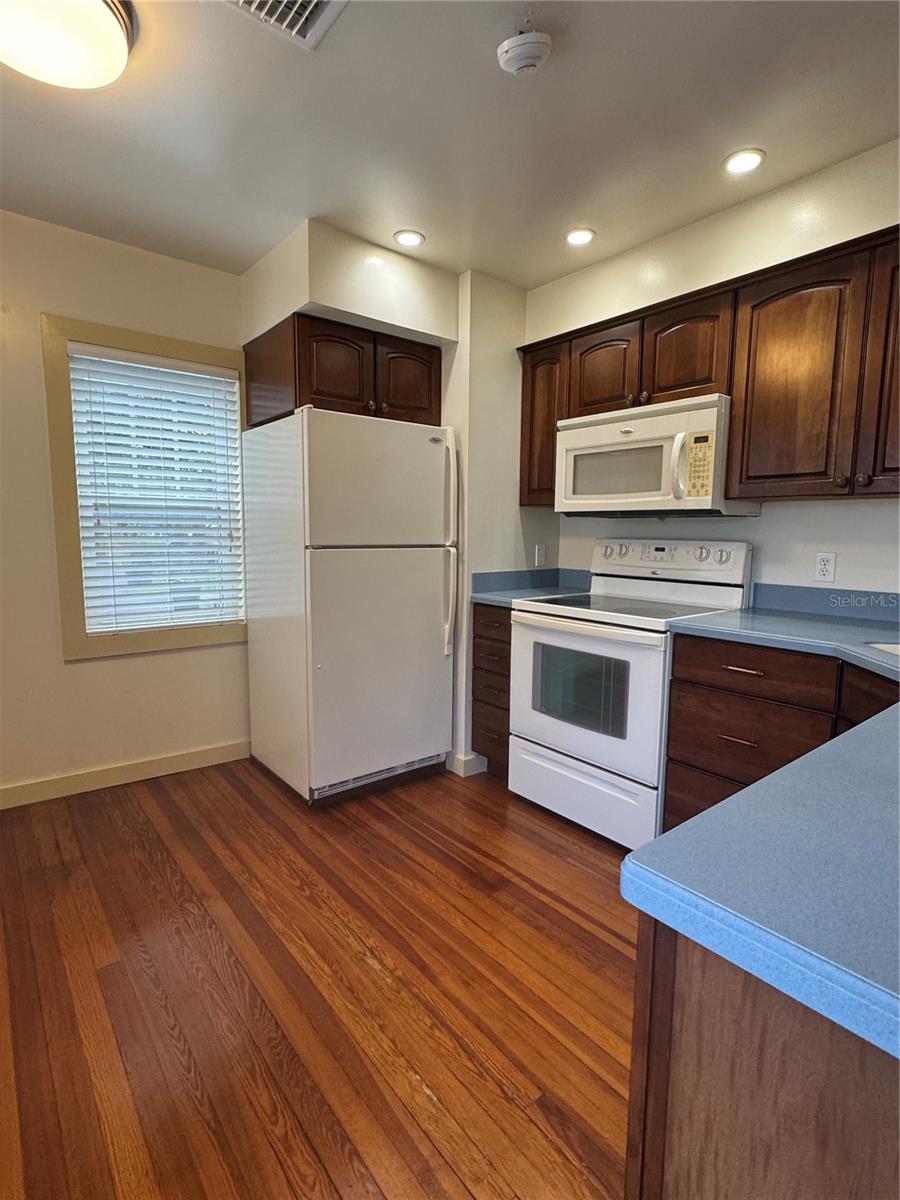 Image 14 of 24 For 2219 22nd Street S