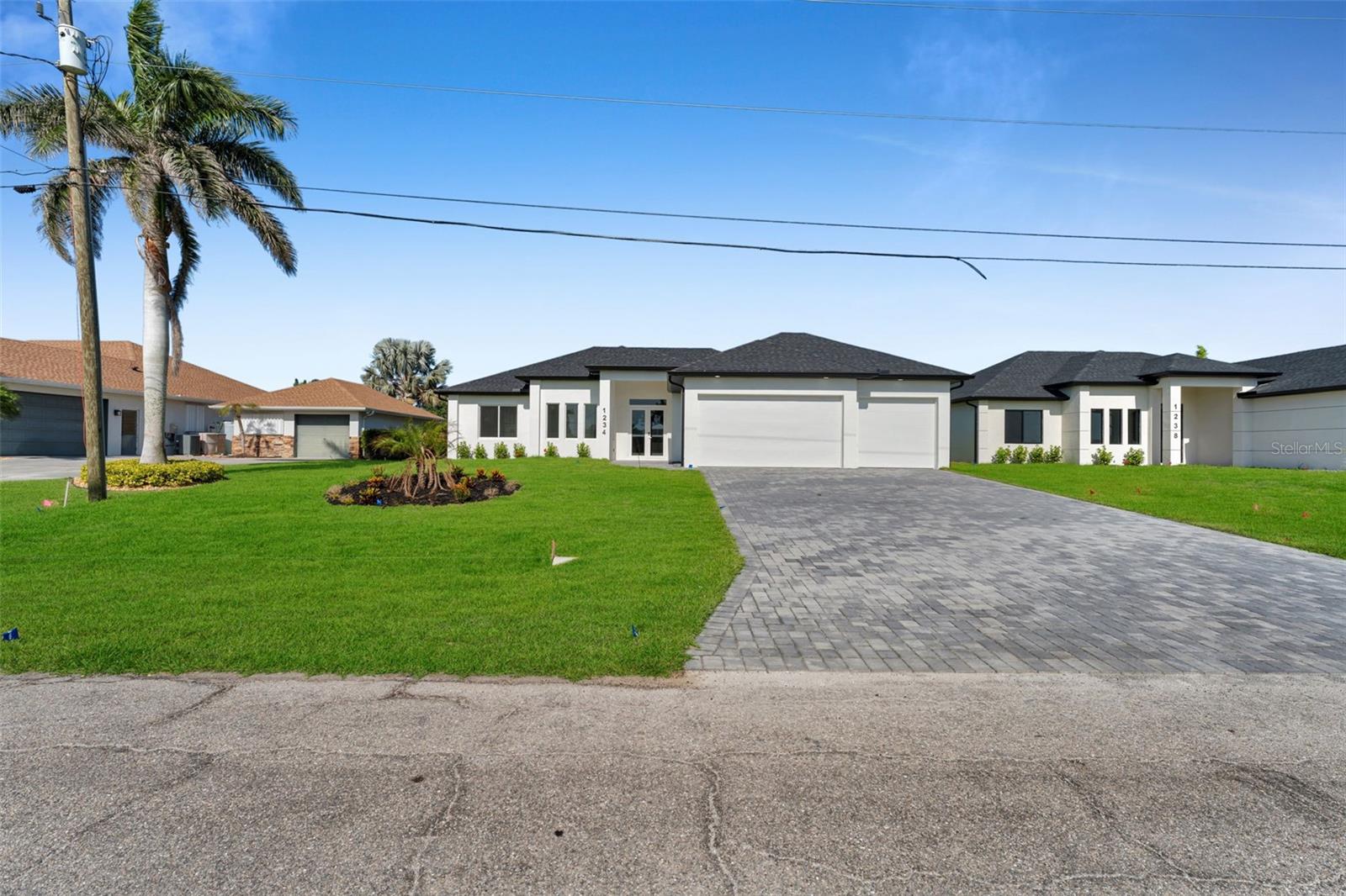 Image 15 of 58 For 2813 41st Avenue