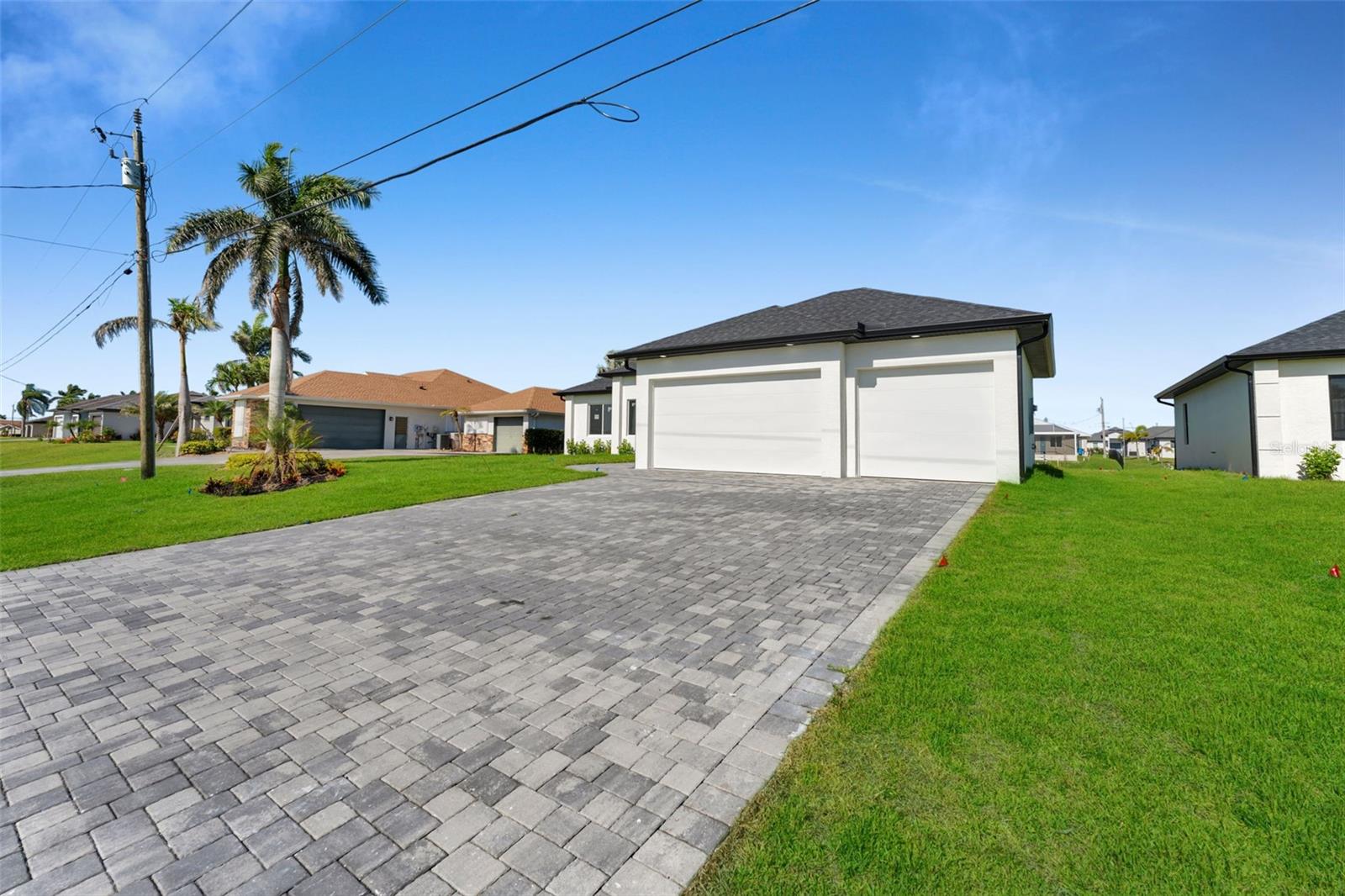 Image 18 of 58 For 2813 41st Avenue