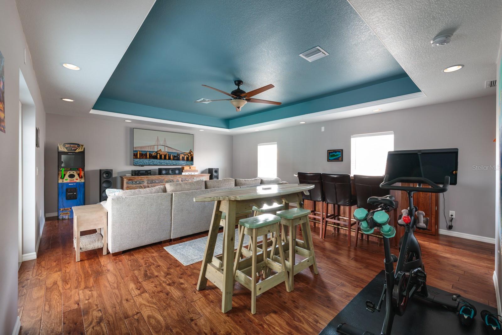 Image 14 of 37 For 4997 Breeze Circle