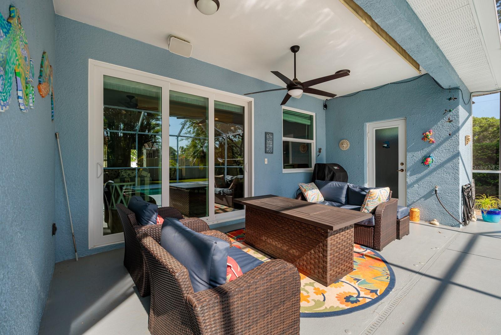 Image 27 of 37 For 4997 Breeze Circle