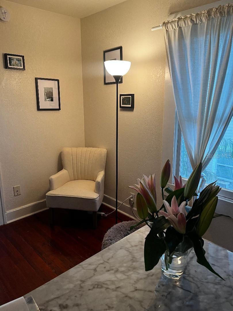 Image 3 of 4 For 750 7th Avenue N 5