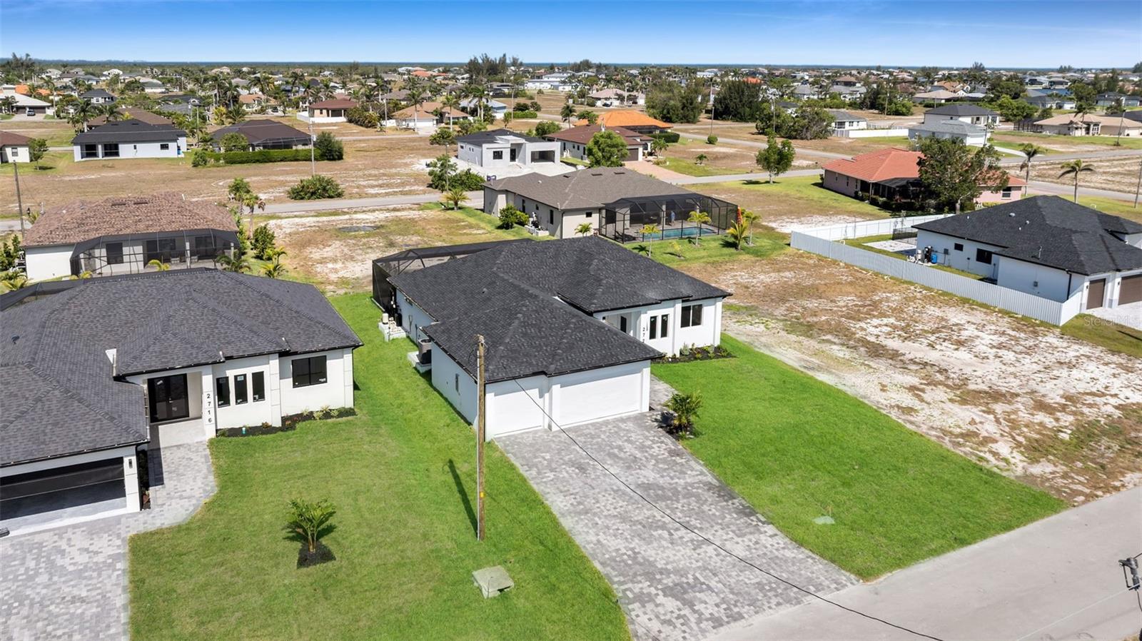 Image 6 of 52 For 2751 42nd Avenue