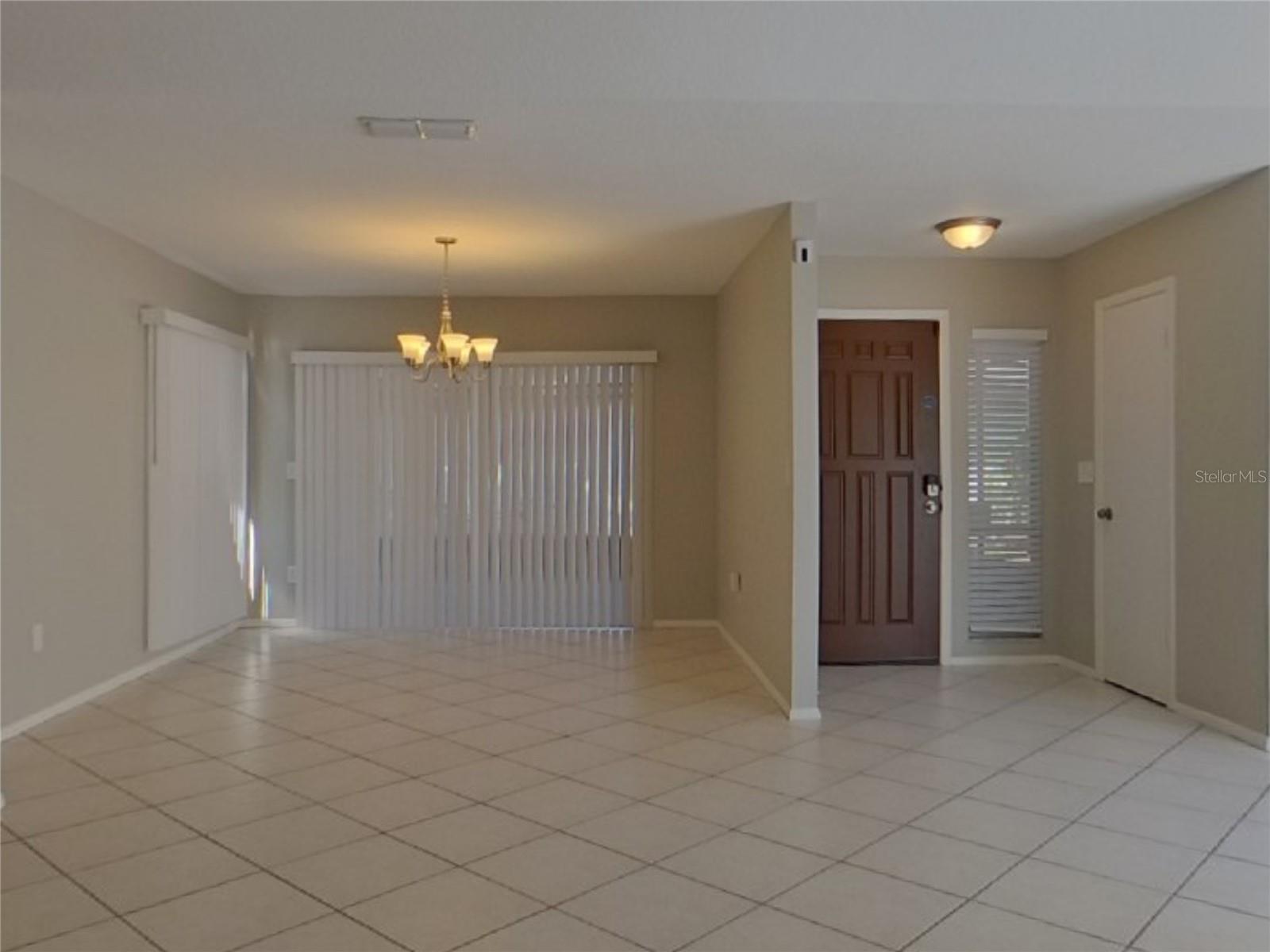 Image 3 of 17 For 6918 Silvermill Drive