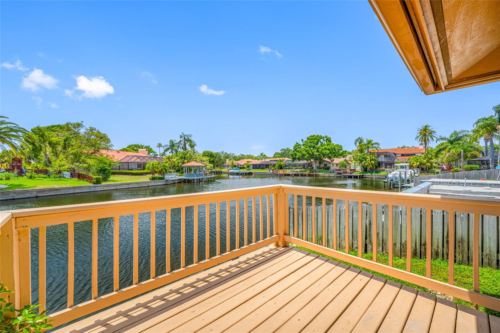 Listing photo id 38 for 5816 Dory Way