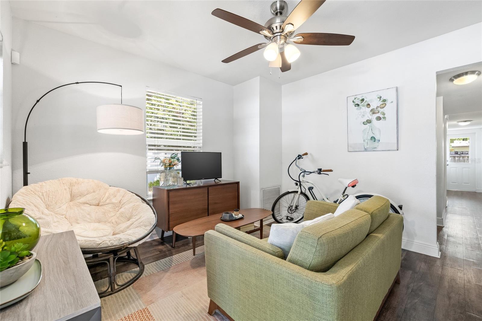 Image 13 of 36 For 5105 11th Street