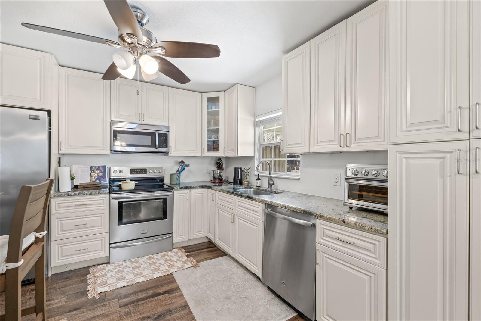 Image 15 of 36 For 5105 11th Street
