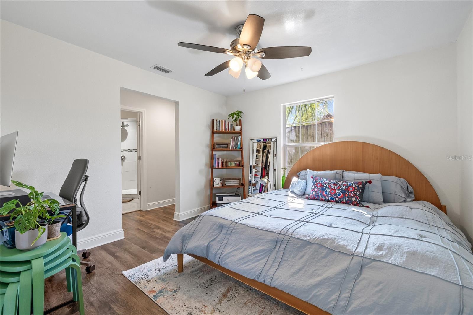 Image 21 of 36 For 5105 11th Street