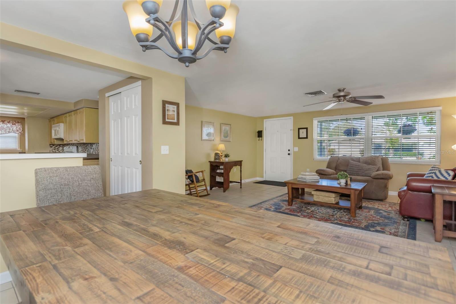 Image 11 of 62 For 3540 Cockatoo Drive