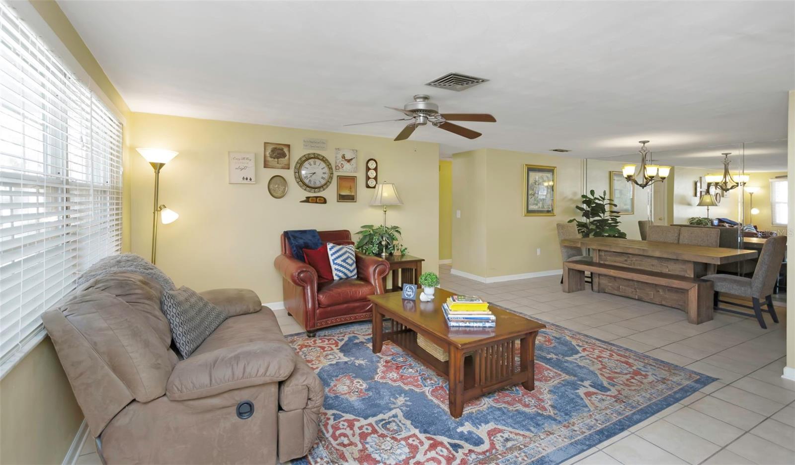 Image 3 of 62 For 3540 Cockatoo Drive