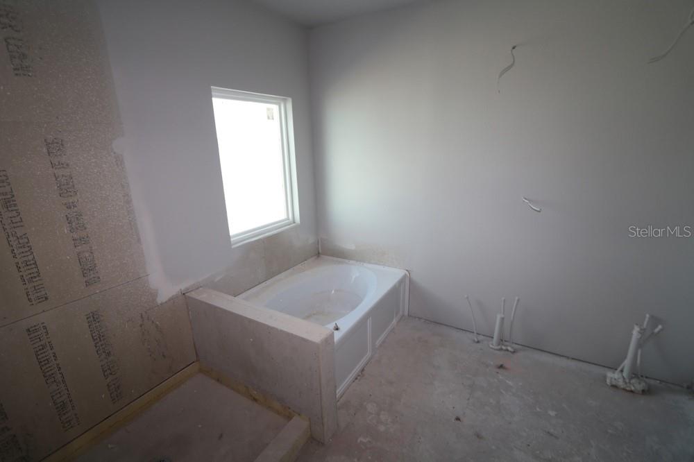 Image 8 of 15 For 1631 Springwell Lane