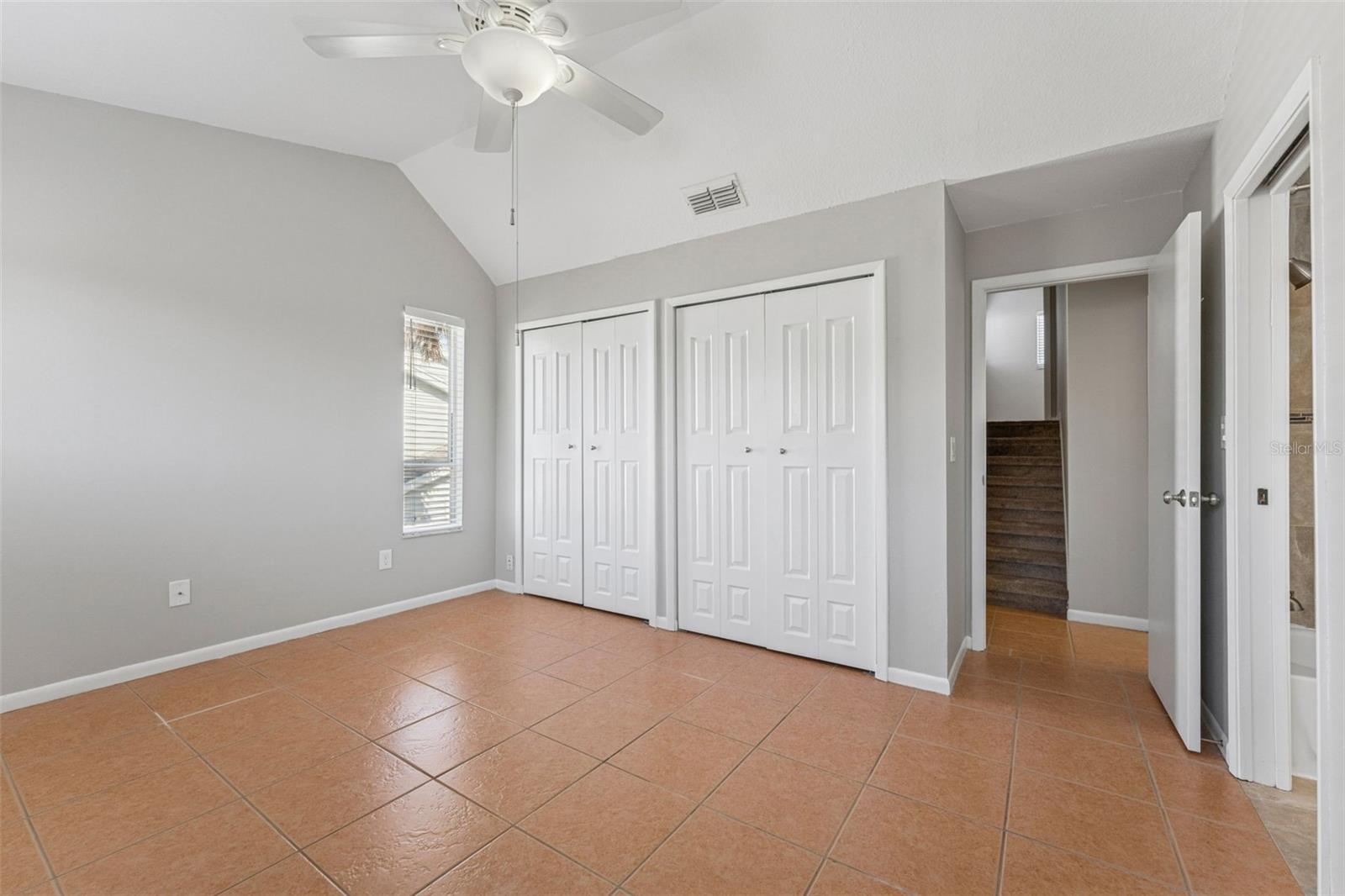 Image 11 of 25 For 581 Oceanview Avenue