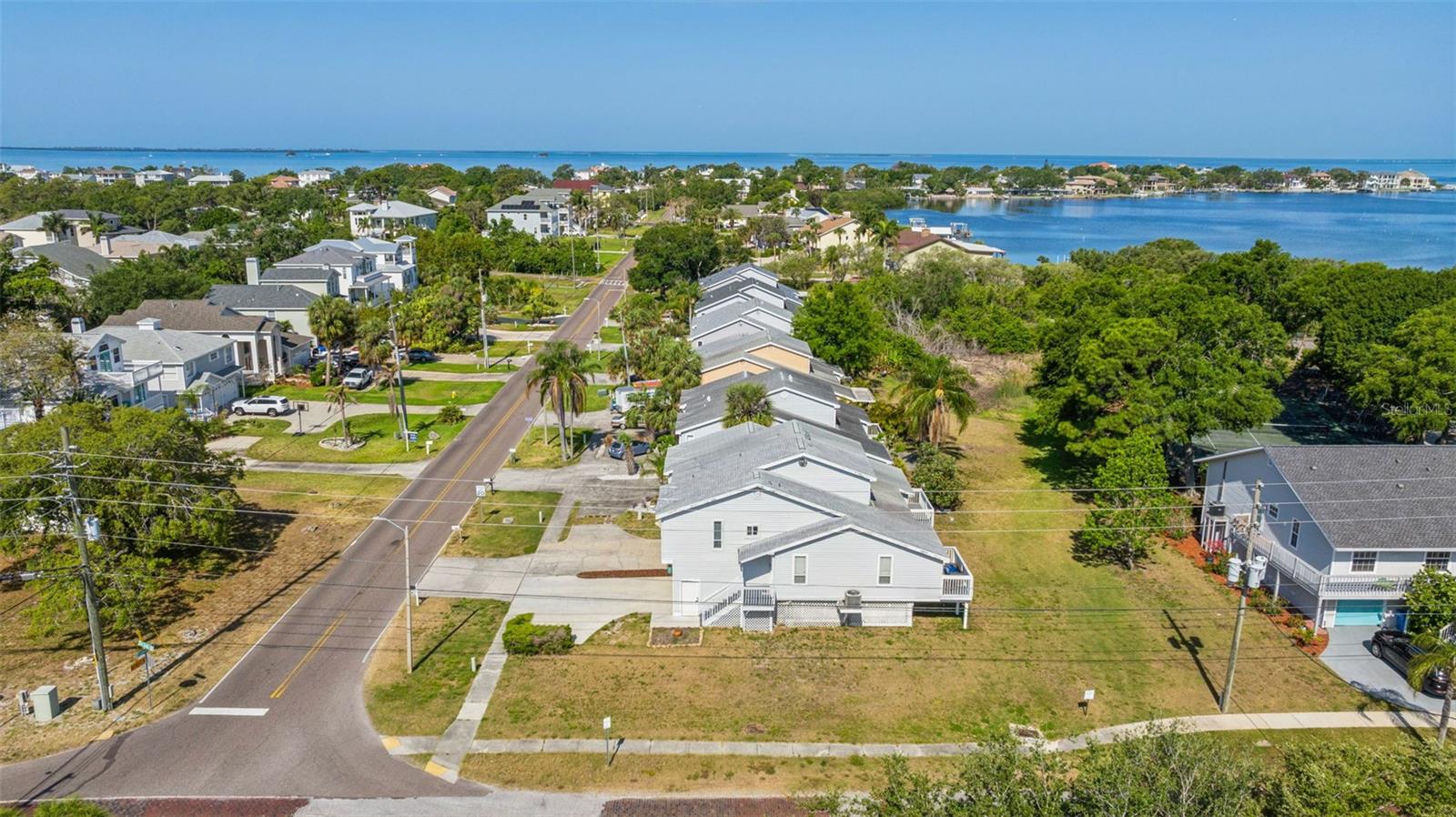 Image 24 of 25 For 581 Oceanview Avenue