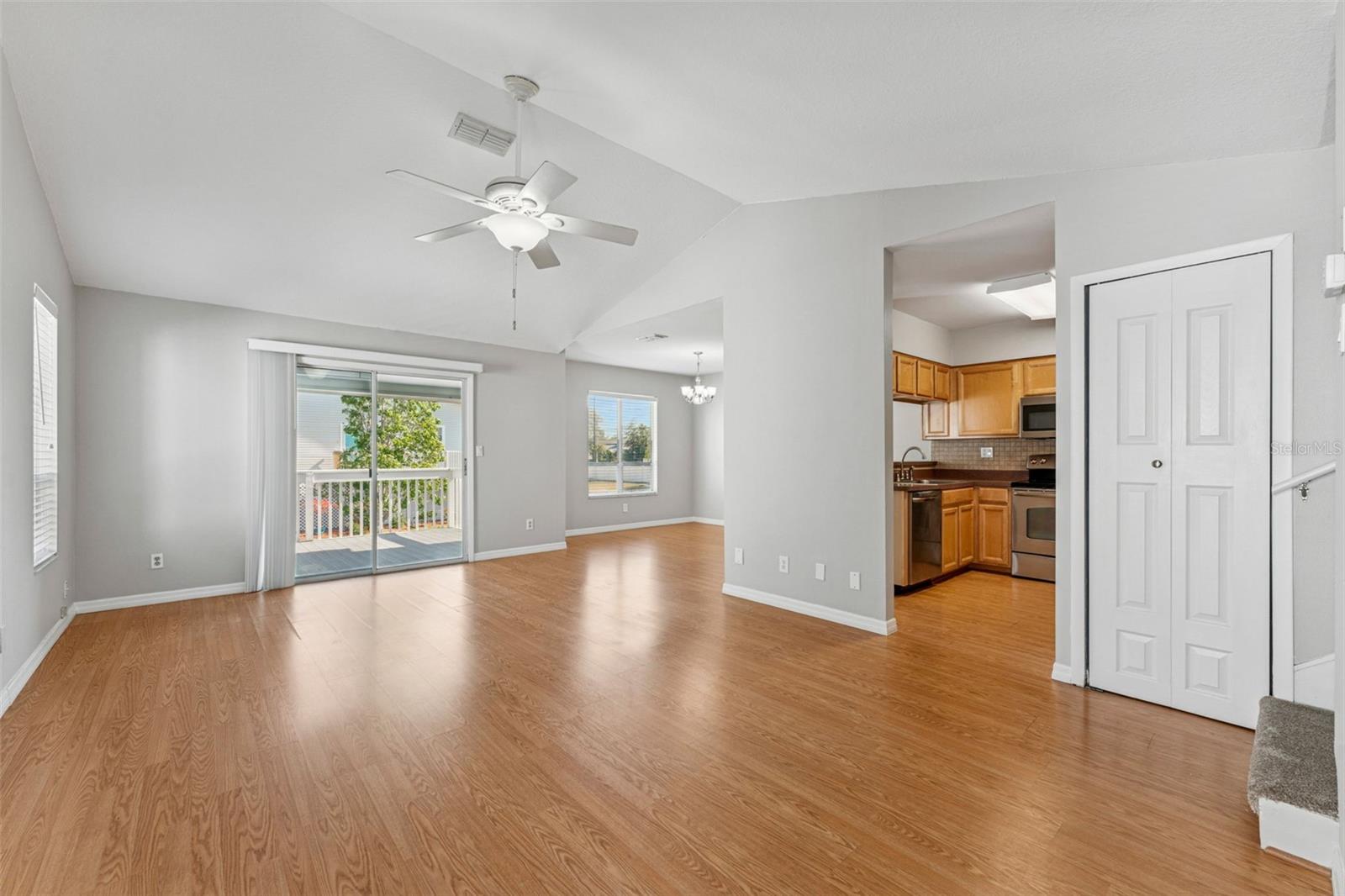 Image 3 of 25 For 581 Oceanview Avenue