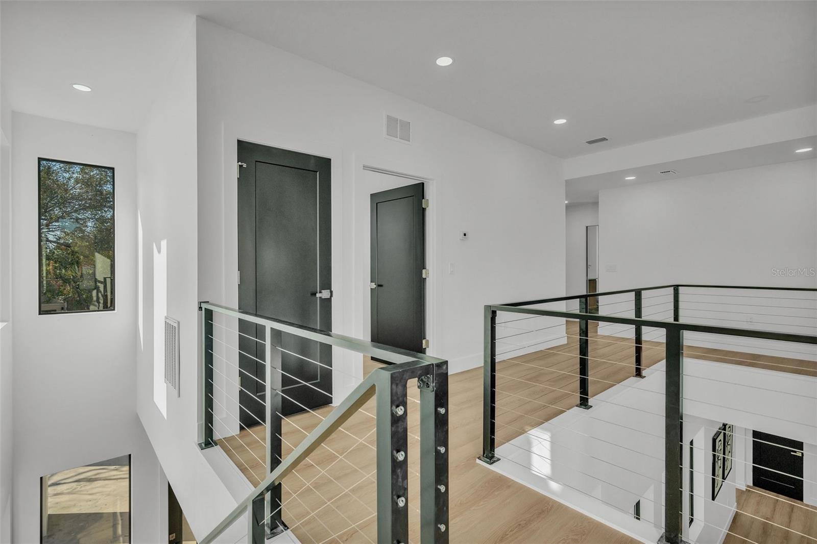 Image 15 of 39 For 3175 10th Avenue N