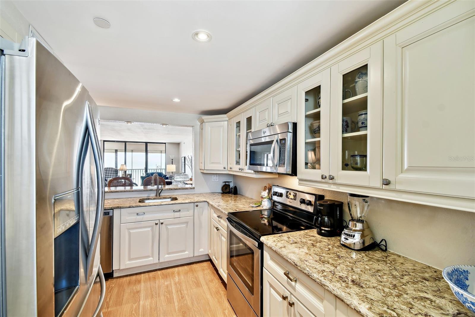 Image 12 of 59 For 14900 Gulf Boulevard 212