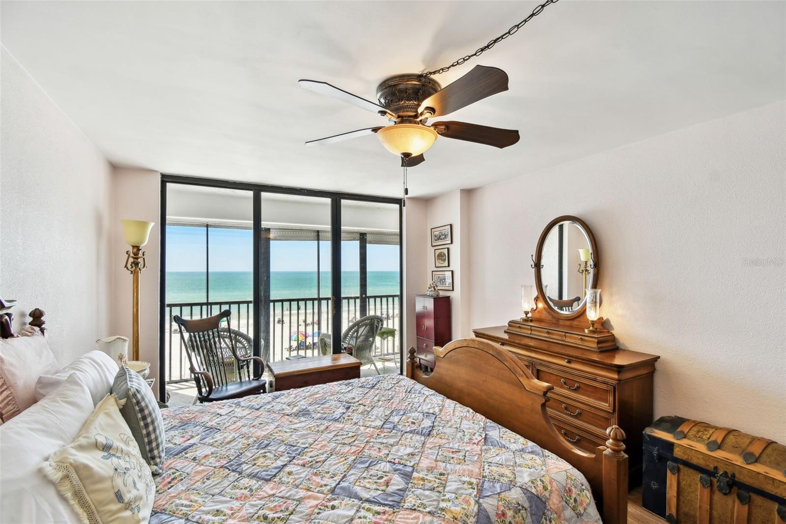 Image 25 of 59 For 14900 Gulf Boulevard 212