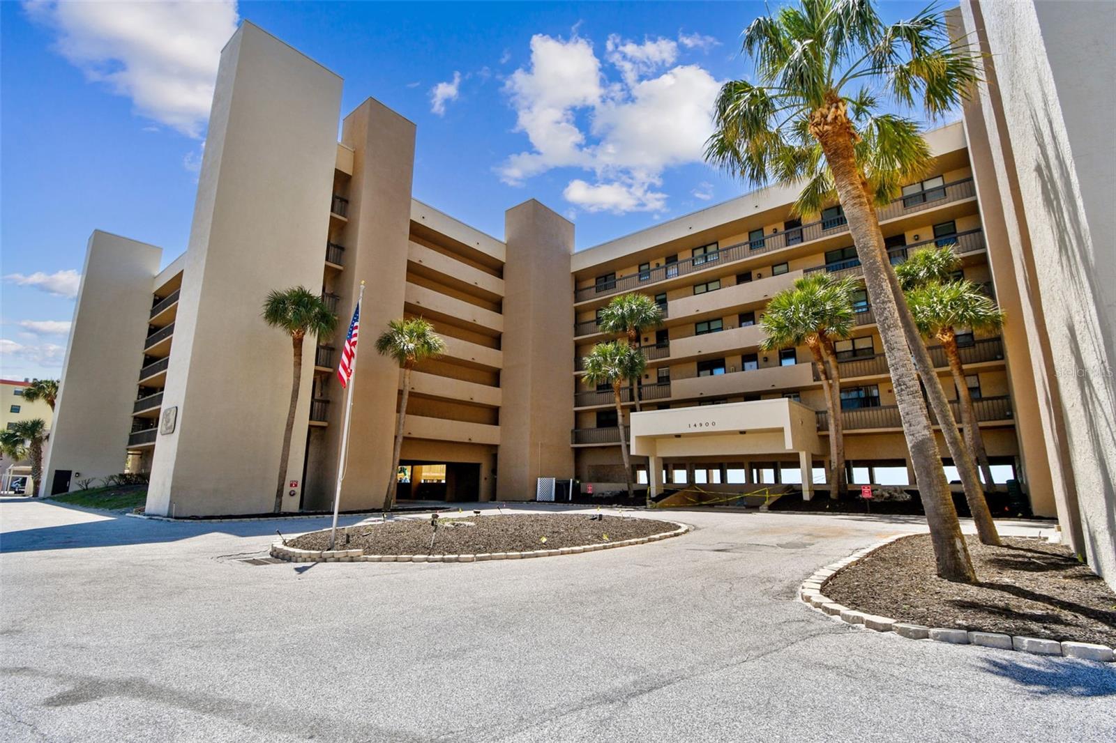 Image 44 of 59 For 14900 Gulf Boulevard 212