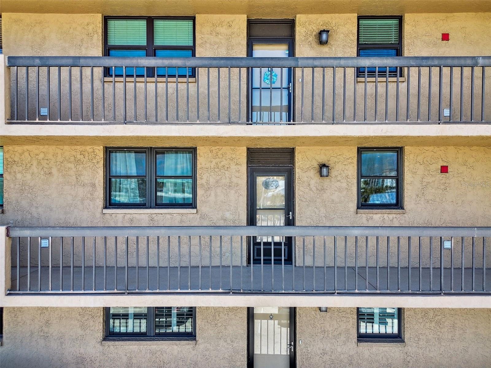 Image 45 of 59 For 14900 Gulf Boulevard 212