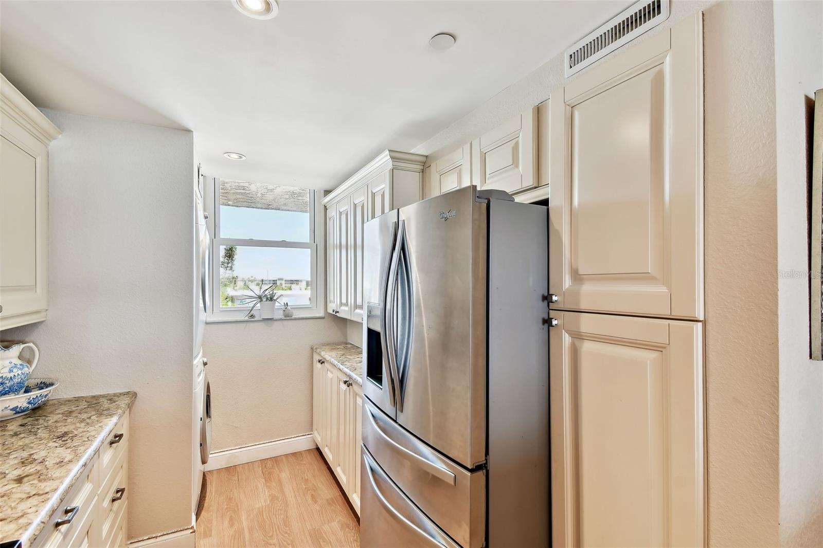 Image 9 of 59 For 14900 Gulf Boulevard 212