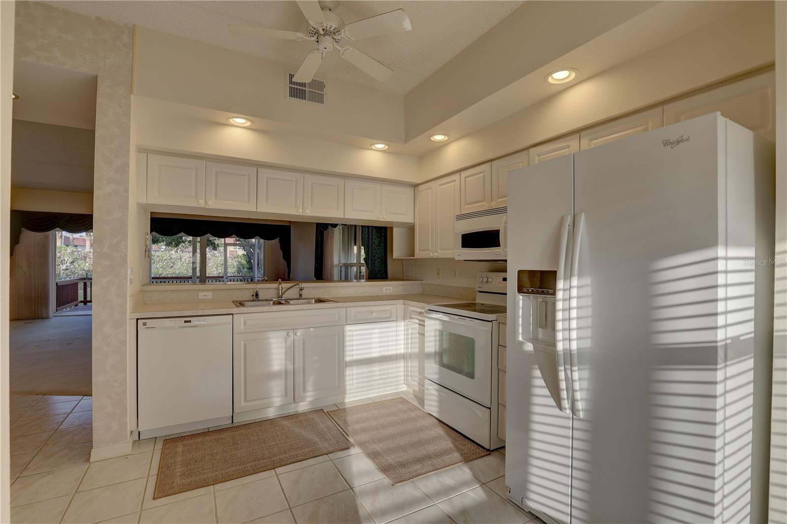 Image 10 of 45 For 6330 99th Way N 14f