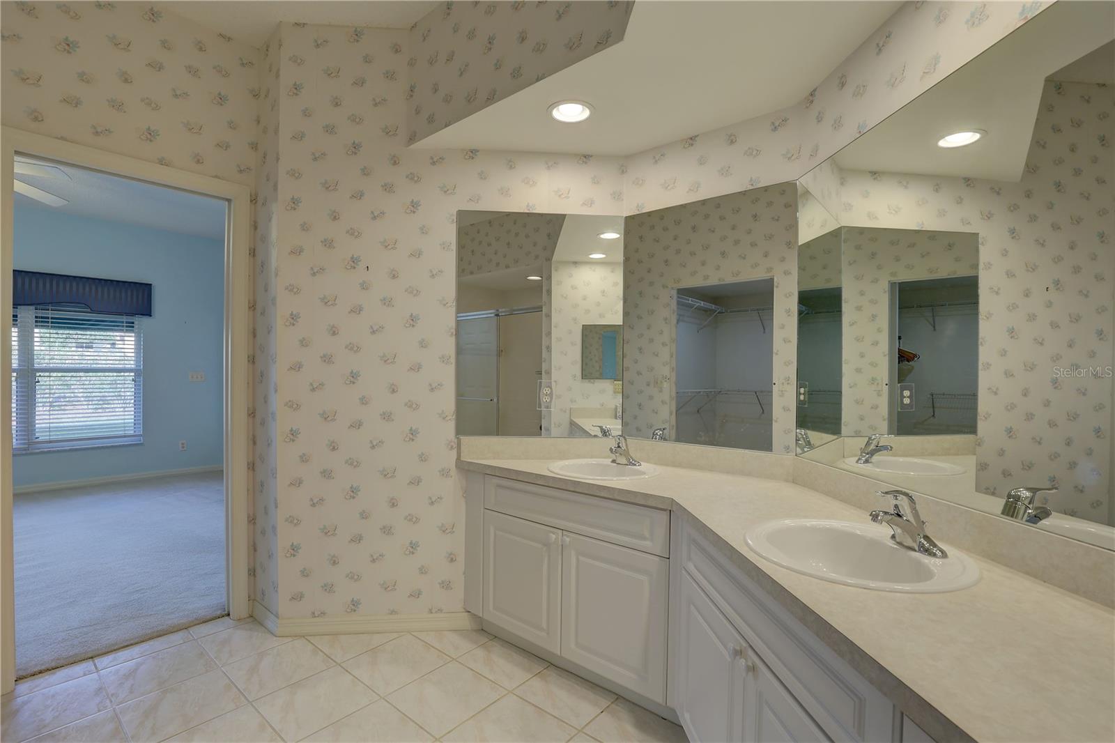 Image 20 of 45 For 6330 99th Way N 14f