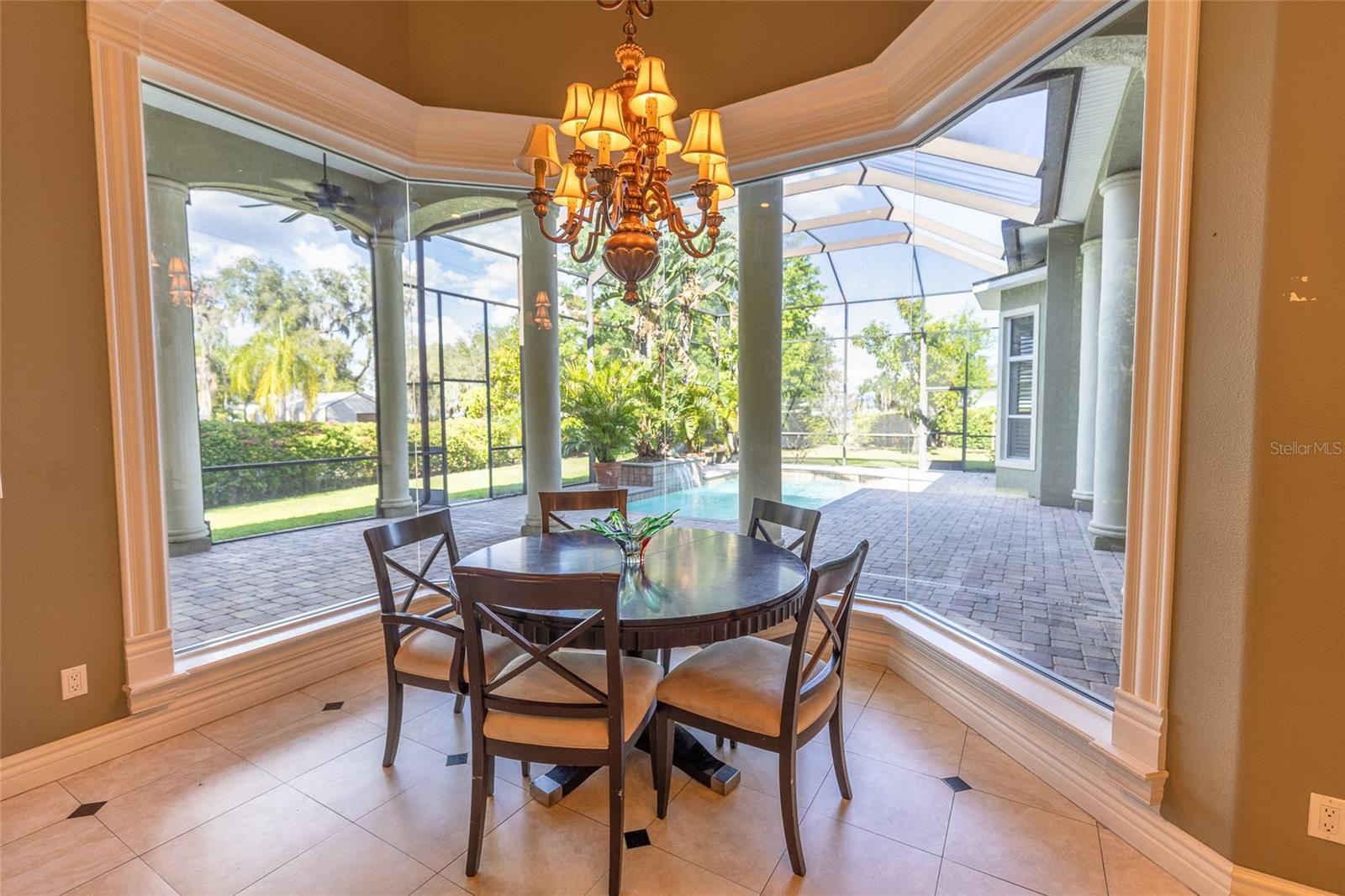 Image 16 of 41 For 2660 Wyndsor Oaks Way