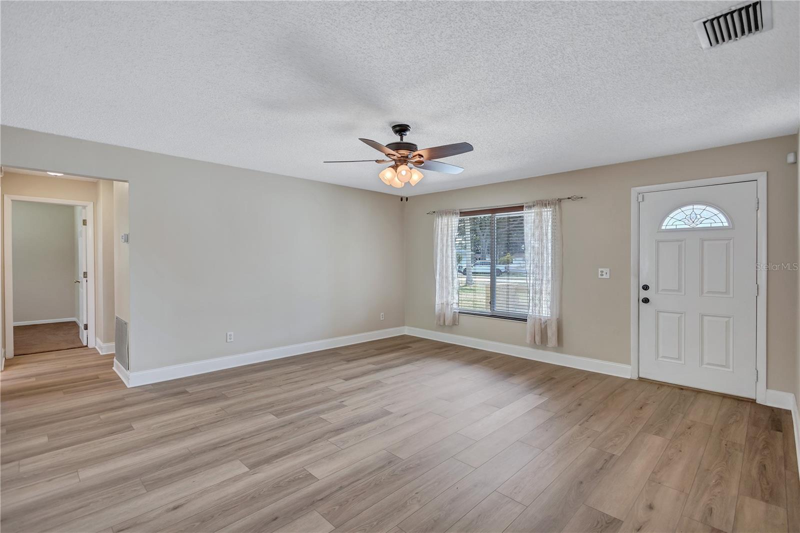 Image 11 of 70 For 2961 Briar Cliff Drive