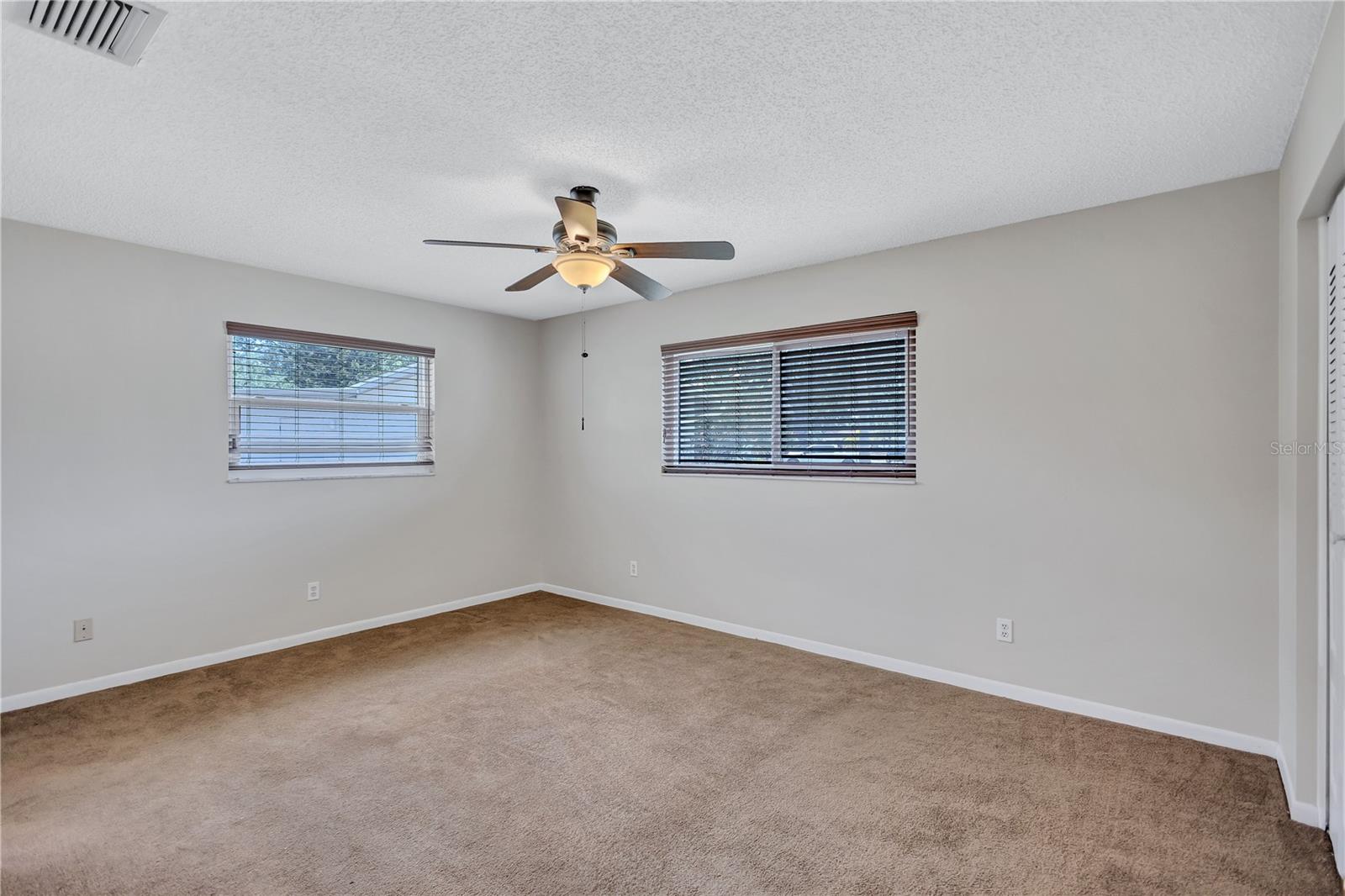 Image 22 of 70 For 2961 Briar Cliff Drive